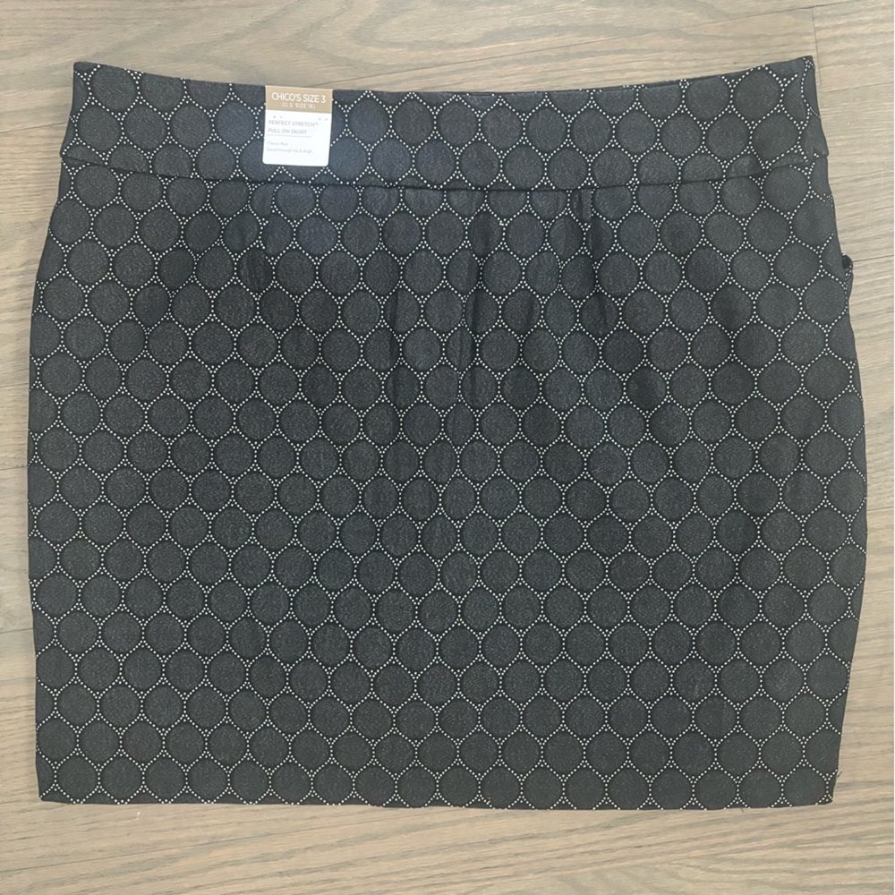 NWT Chicos perfect stretch black skirt size 3